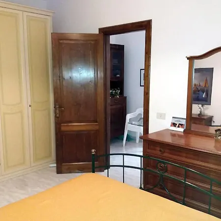 Trilocale 5 Posti Letto A Pochi Passi Dal Mare Διαμέρισμα *